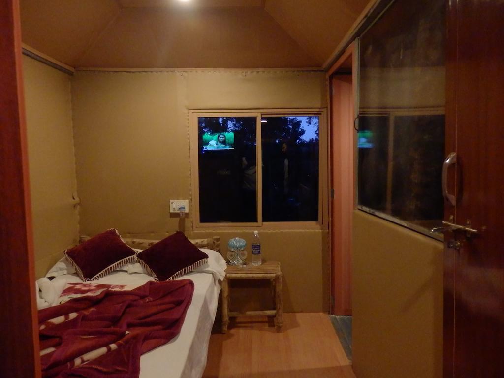 Green Garden Cottage Thekkady Exterior photo